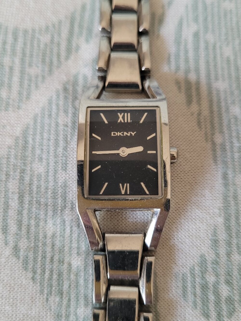 DKNY NY-3155 Stainless Steel Analog Ladies Watch